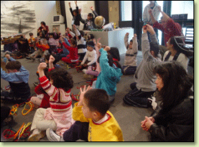 Nimitz kindergarten classes on a Teaching Tour of the Euphrat exhibition, Closing the Distance, 2004.